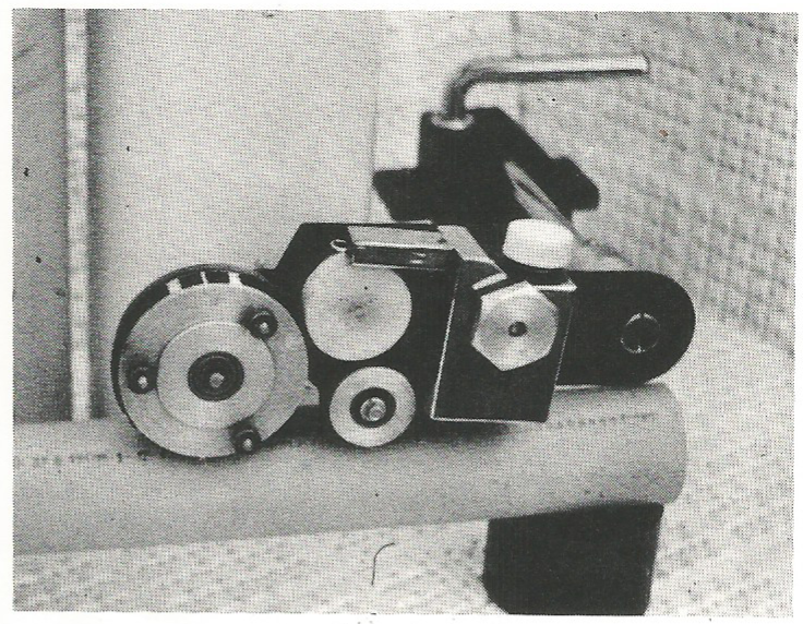 Equipo de codificación industrial del archivo histórico de SISCOD
